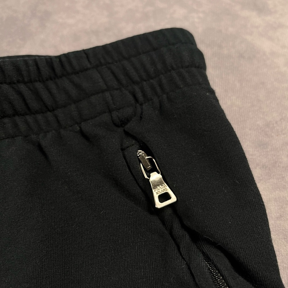 Prada Black Shorts Women’s L size - Picture 6 of 6